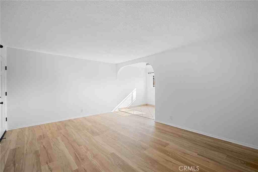 1415 Cosmic Way #1415-6 - Photo 4 of 24