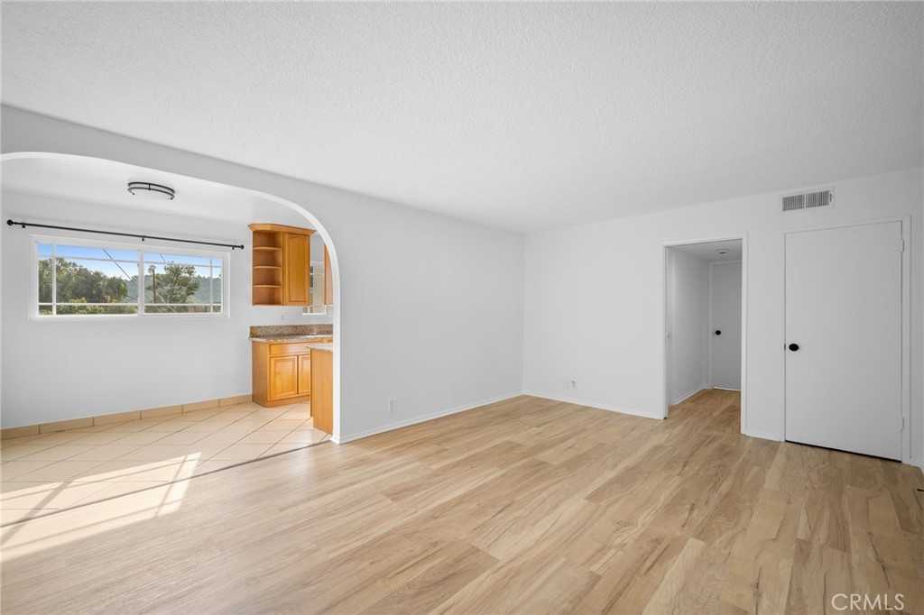 1415 Cosmic Way #1415-6 - Photo 6 of 24