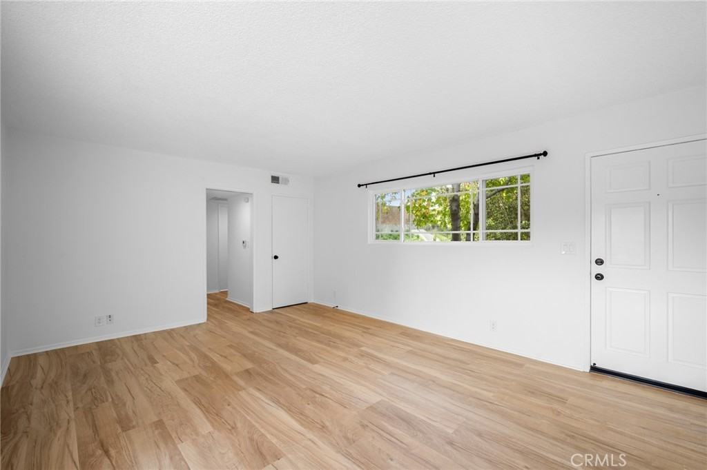 1415 Cosmic Way #1415-6 - Photo 7 of 24