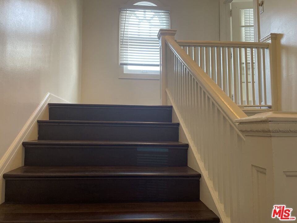 2309 S Budlong Ave #2309 - Photo 2 of 15