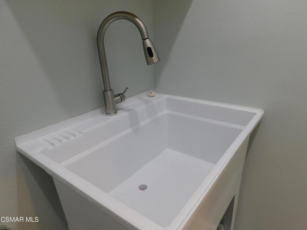 728 Navito Way #728 - Photo 7 of 43