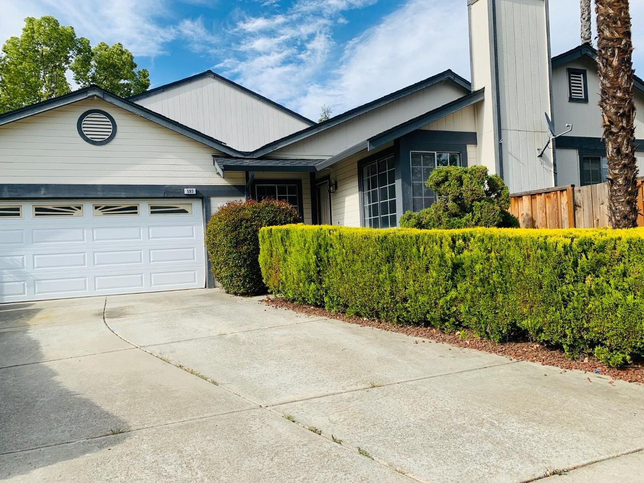 593 Andrea Cir #593 - Photo 3 of 23