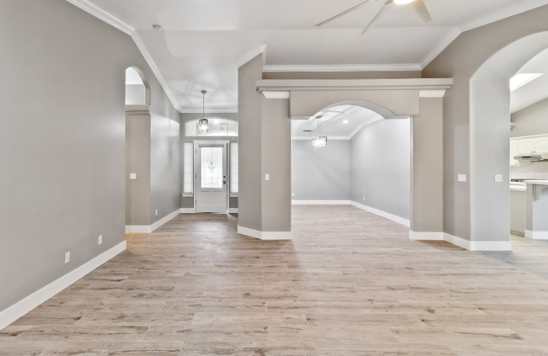 3451 Woodbury Dr - Photo 5 of 31