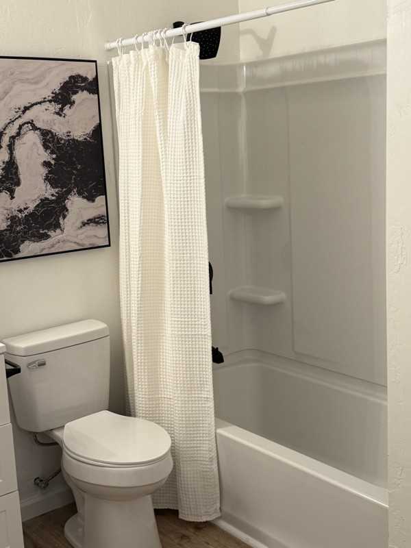 908 Texas Ave #B - Photo 6 of 11