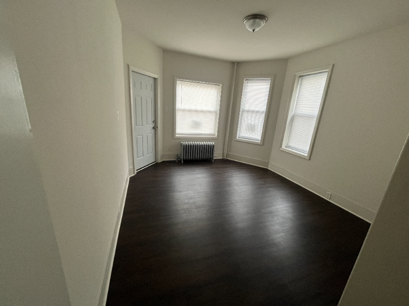 114 Monmouth St #114 - Photo 4 of 33