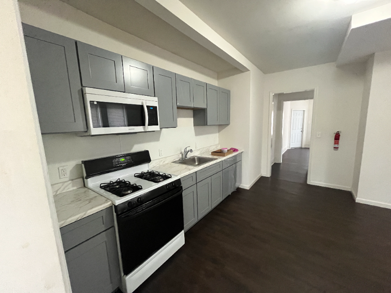 114 Monmouth St #114 - Photo 7 of 33