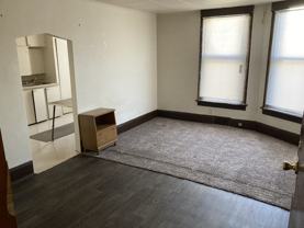 3431 W Kilbourn Ave #7 - Photo 1 of 1