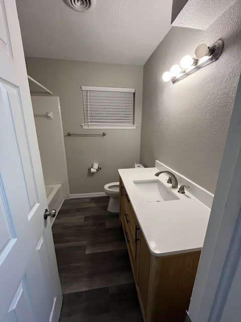 309 Myrtle Dr - Photo 2 of 10