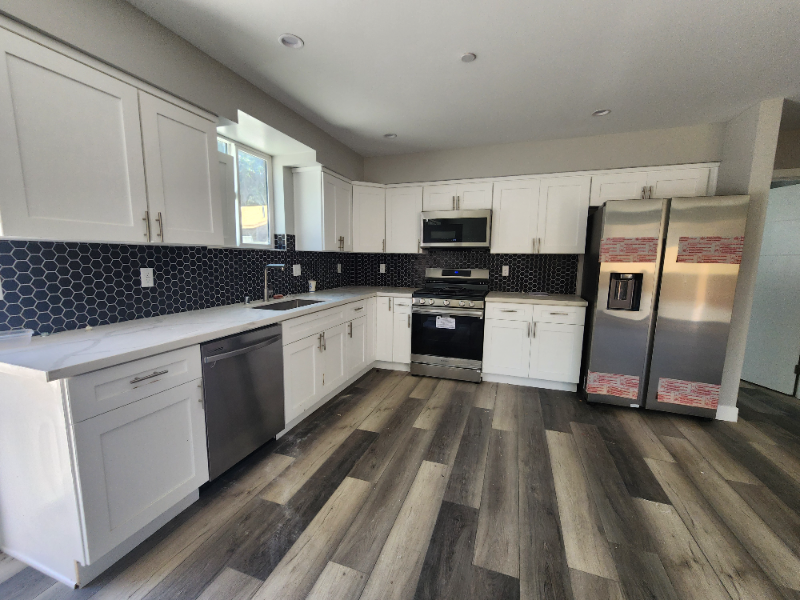 3330 Portola Ave #1-5 - Photo 2 of 10