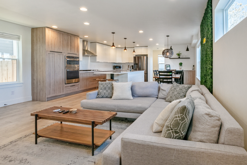 3044 N Speer Blvd - Photo 4 of 20