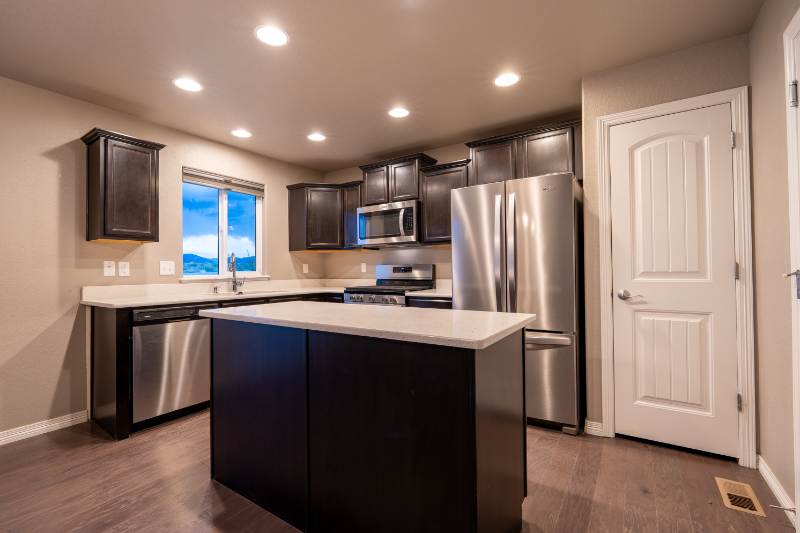 2481 Likens Dr - Photo 2 of 20