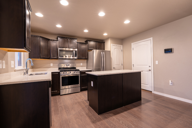 2481 Likens Dr - Photo 4 of 20