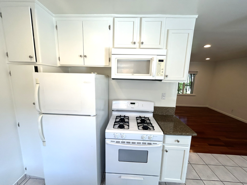 4021 S Centinela Ave #4021 - Photo 4 of 20