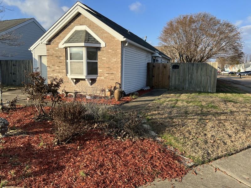 5946 Crossfield Dr - Photo 2 of 13