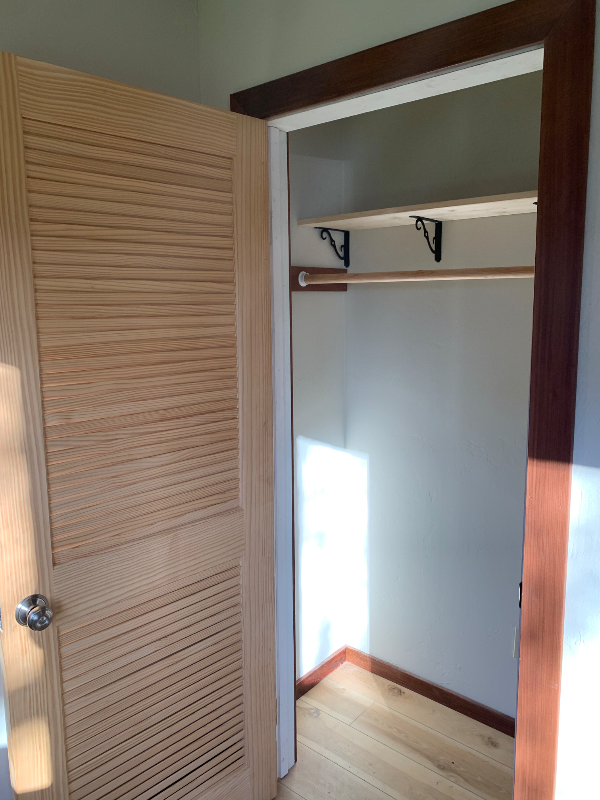 311 Trinity St #1 - Photo 6 of 8