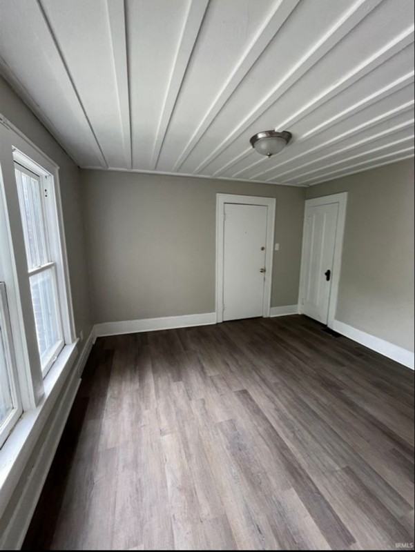 211 S Liberty St #C - Photo 6 of 10