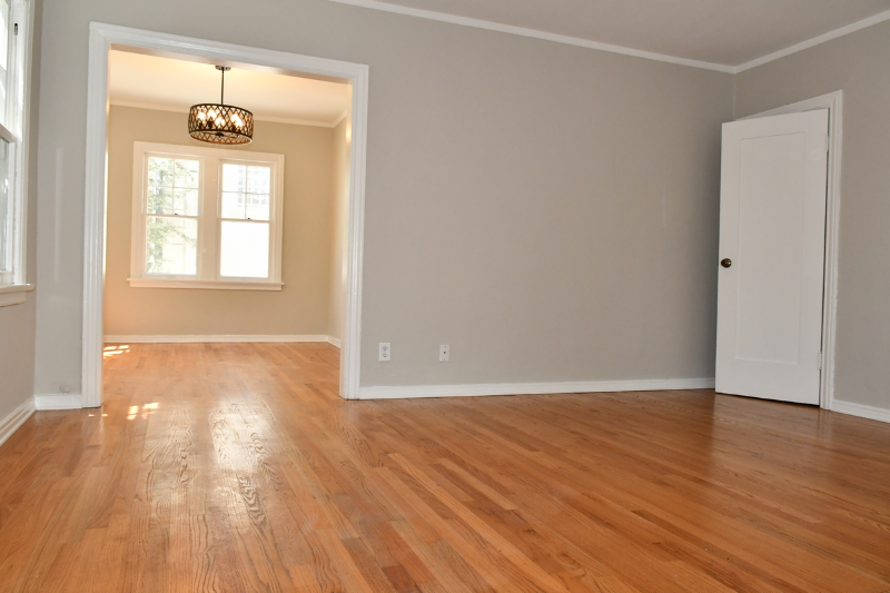 1834 N Normandie Ave - Photo 5 of 14