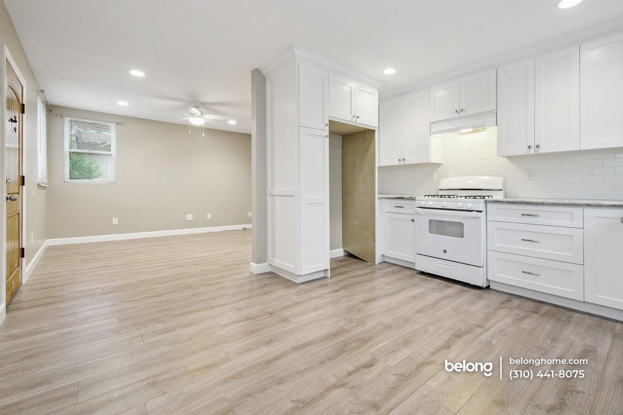 747 W Oliver St - Photo 4 of 16