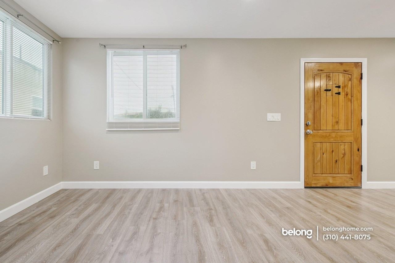 747 W Oliver St - Photo 6 of 16