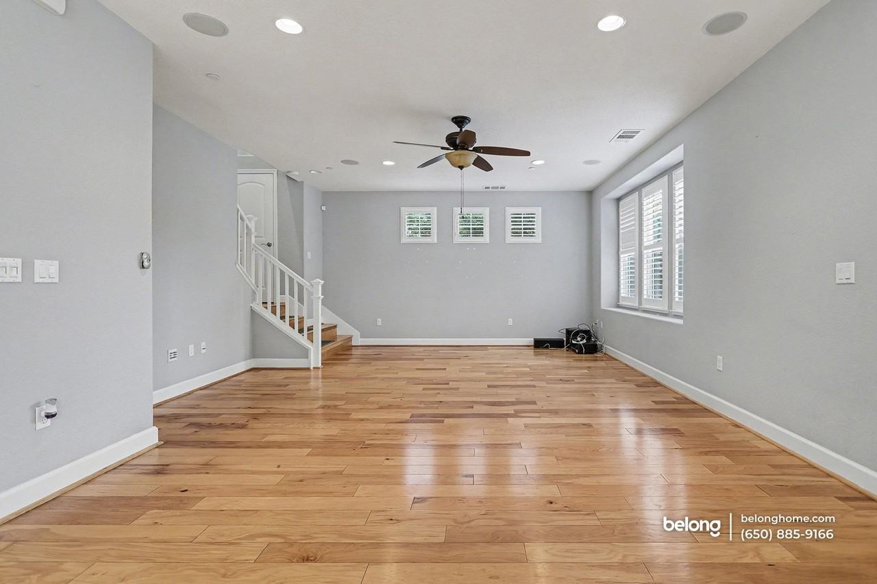 568 Selby Ln - Photo 4 of 26