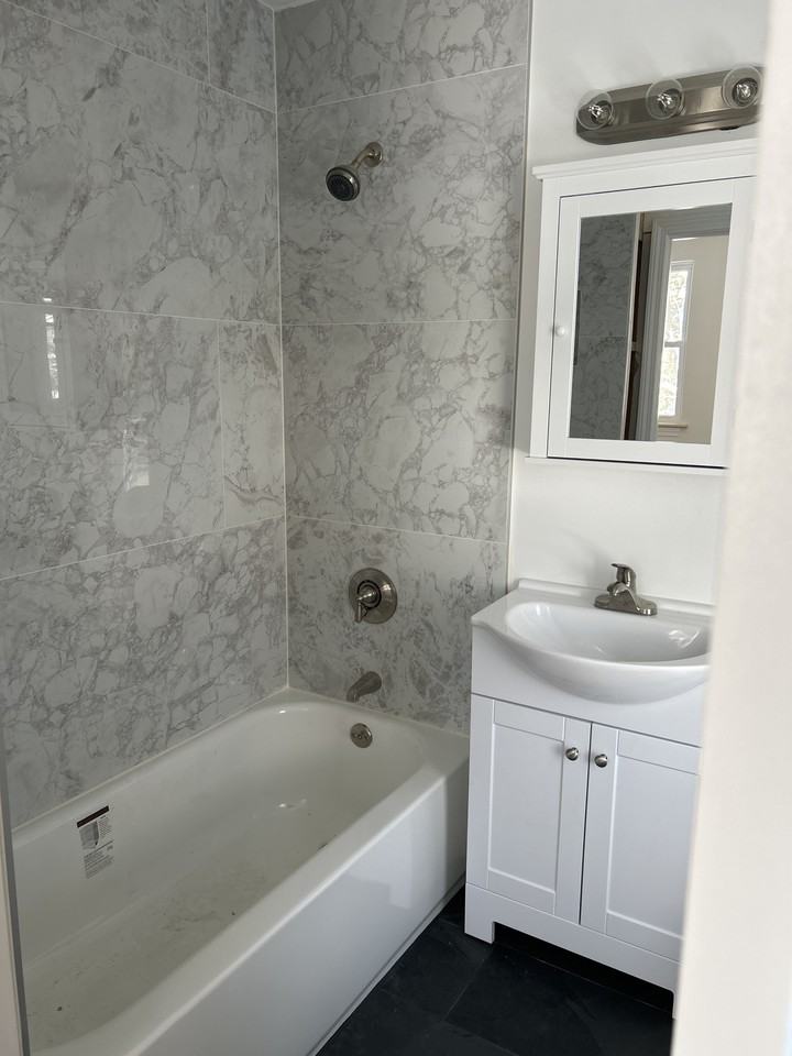 32 Revere Ct #NA - Photo 6 of 10