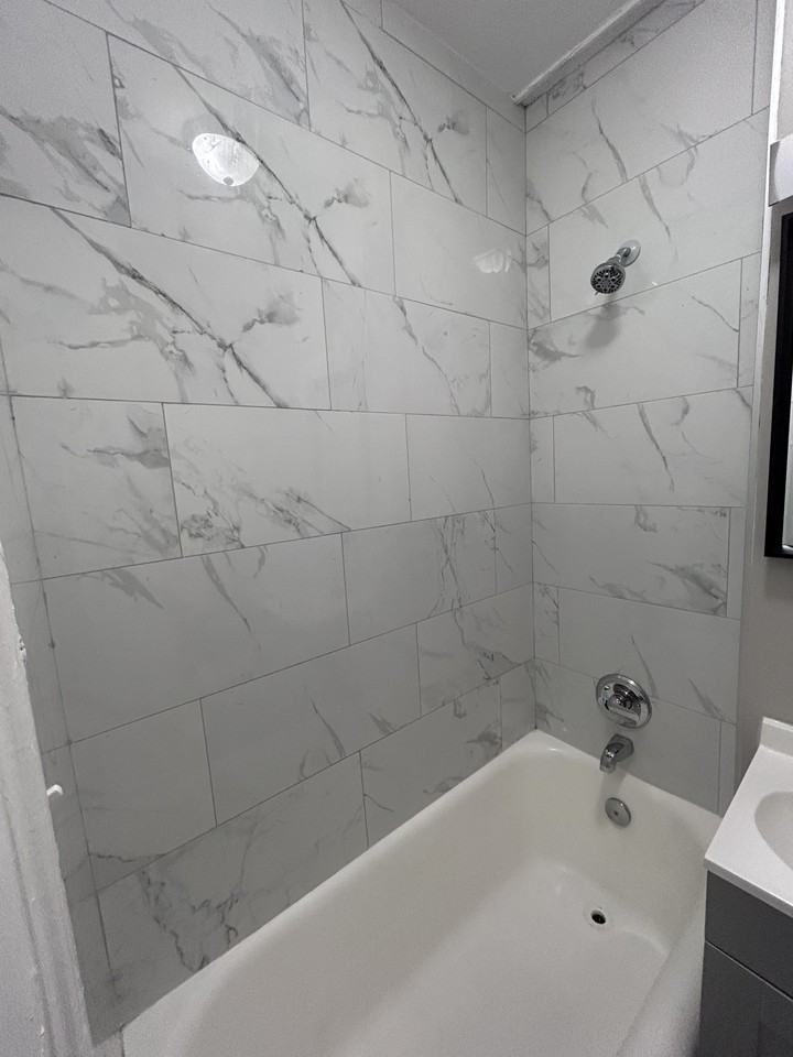 5950 Hohman Ave #406 - Photo 5 of 6