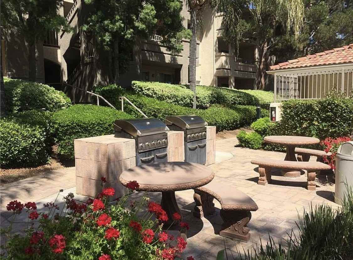 1010 La Terraza Cir #115 - Photo 7 of 8