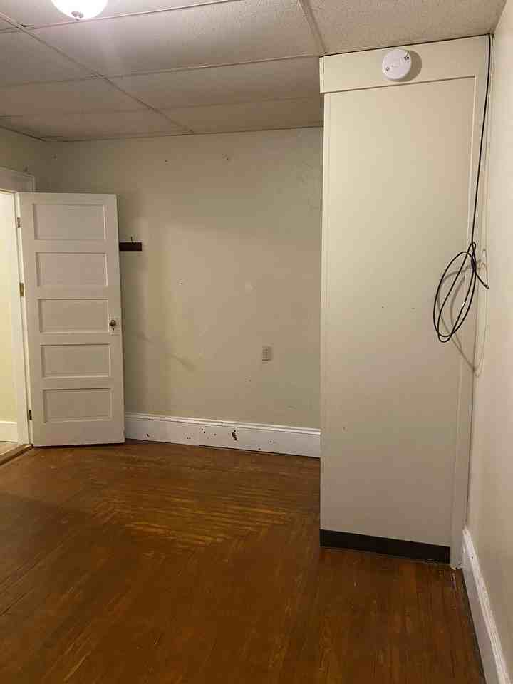 339 Main St #4 - Photo 3 of 3