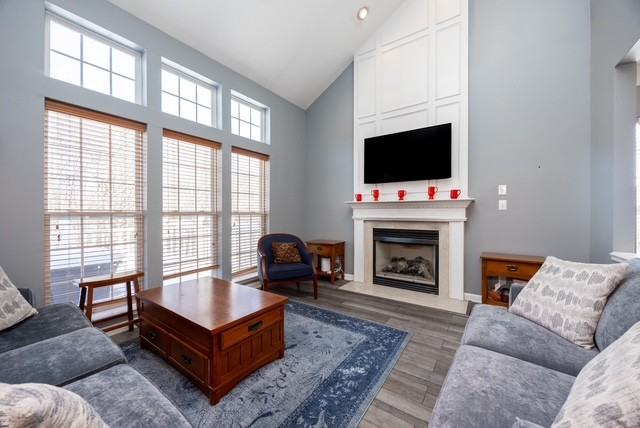 612 Churchill Rd #612 - Photo 2 of 19