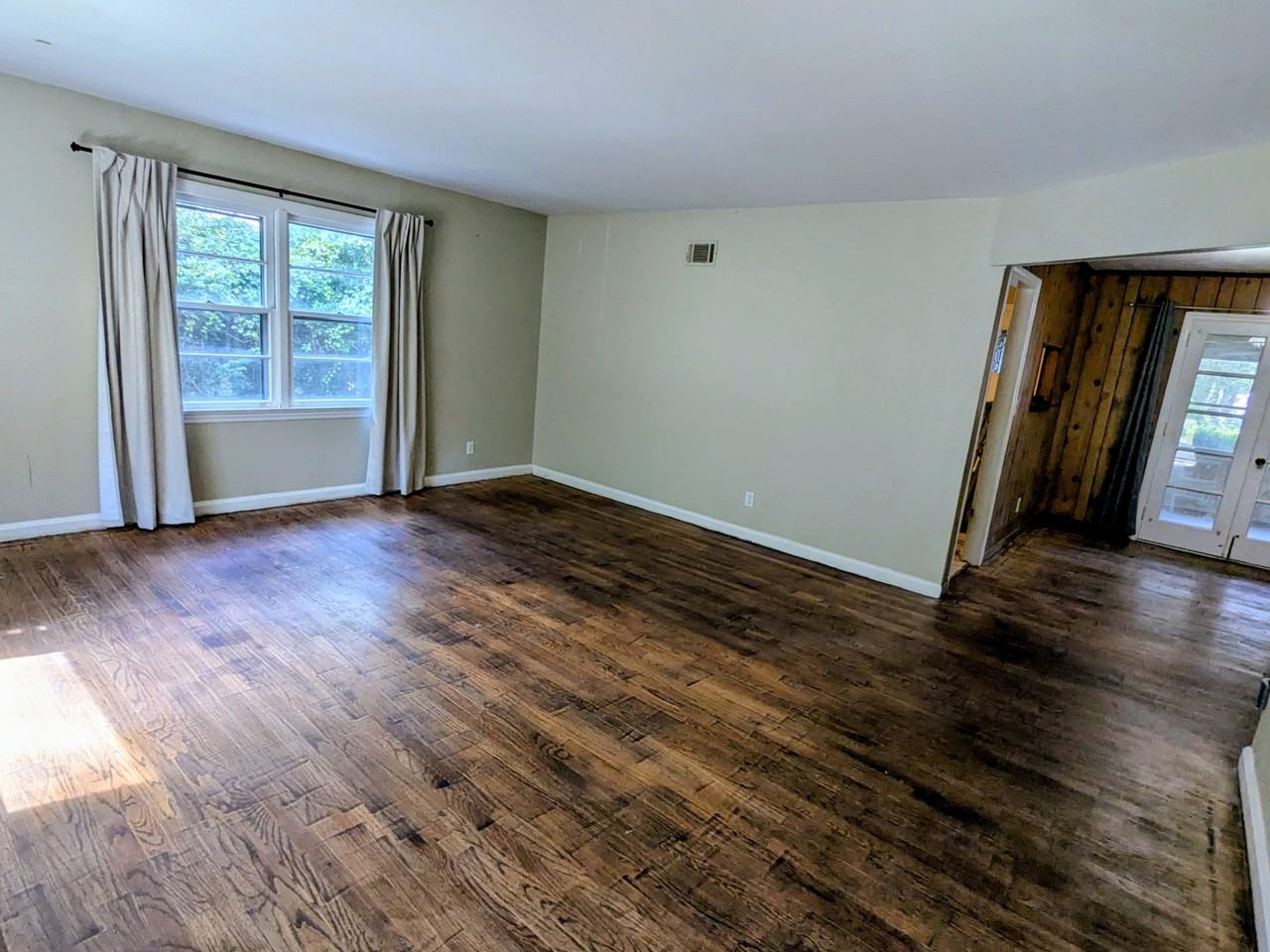 12 Dyches Dr #1 - Photo 3 of 11