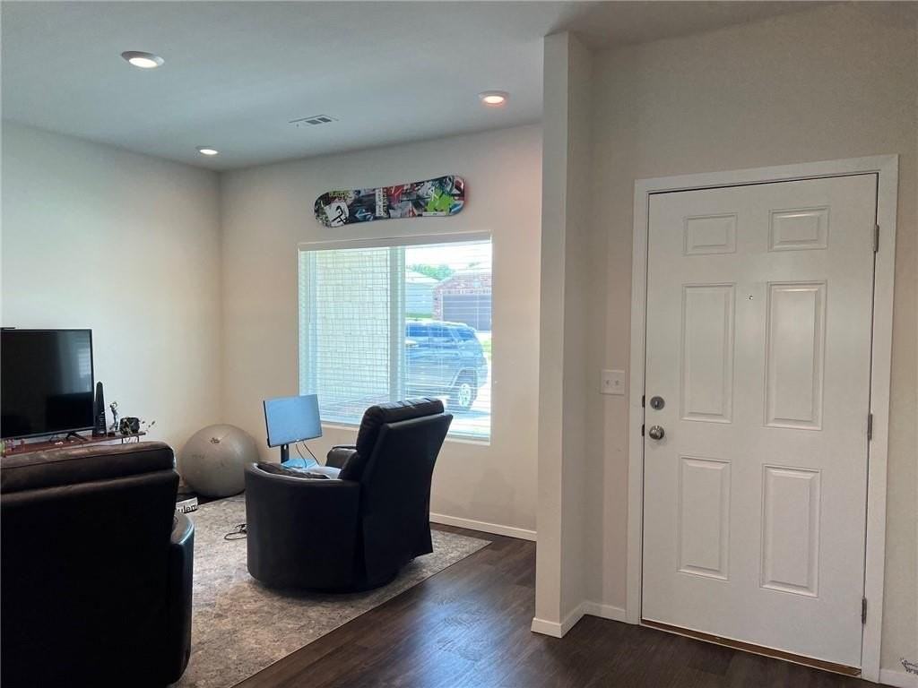 2960 W Mclaren Dr - Photo 2 of 25