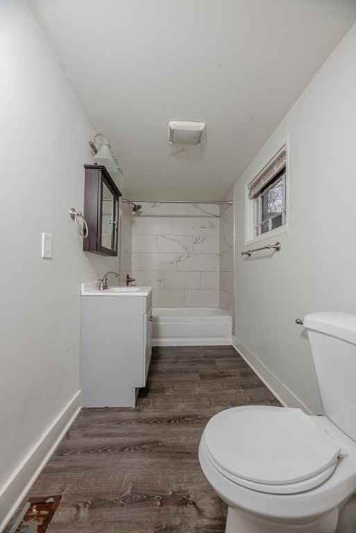 144 Adams St - Photo 4 of 18