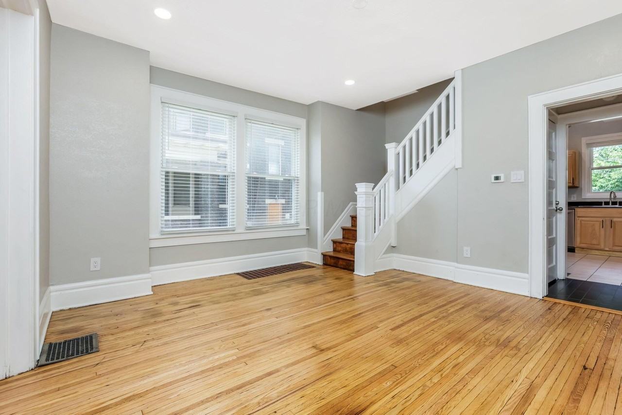 412 E Oakland Ave Unit 412 #412 - Photo 7 of 33