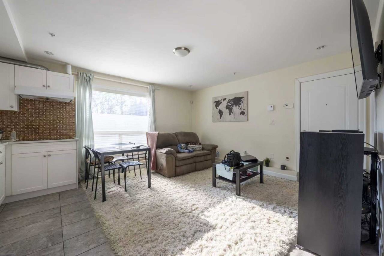 3162 Euclid Avenue - Photo 5 of 6