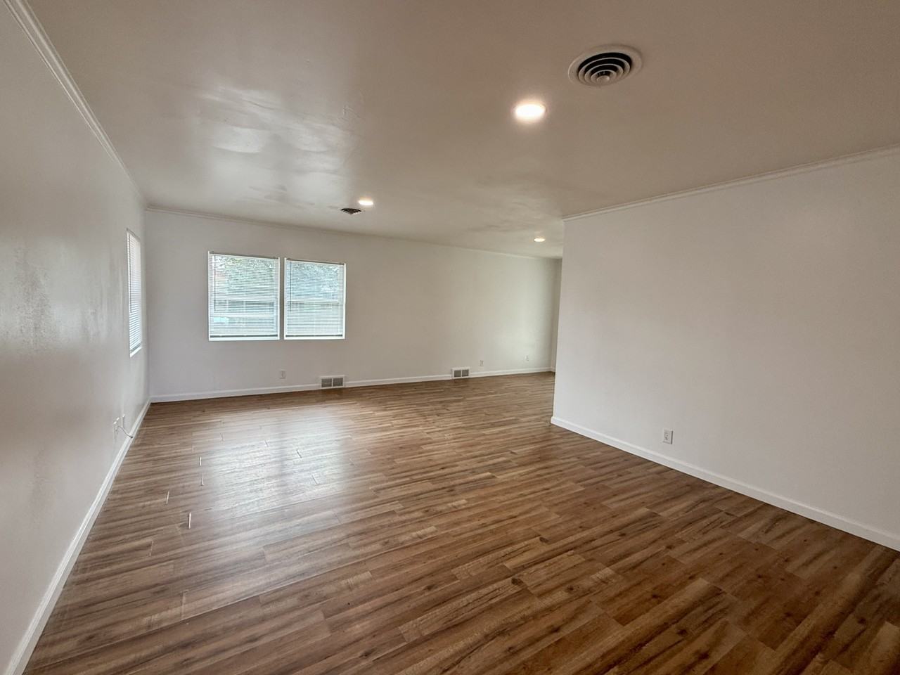 904 Davis St Nw #1 - Photo 7 of 31