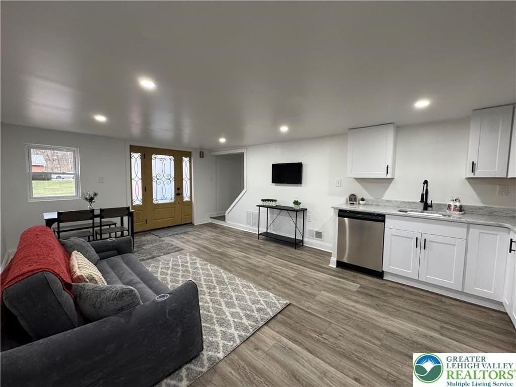 5444 Vera Cruz Rd - Photo 5 of 16