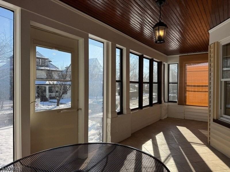 4 Claremont Pl #1 - Photo 3 of 18