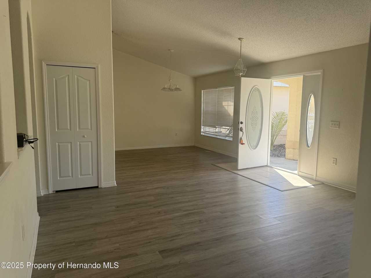 15096 Mount Ivy Rd - Photo 3 of 29