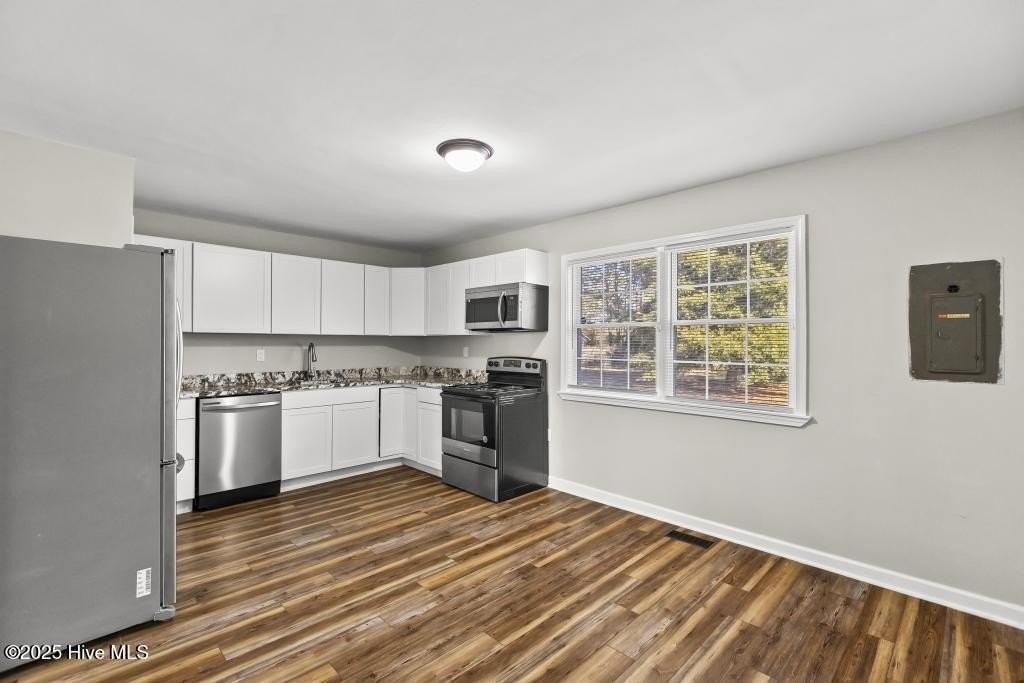 17 Crown Point Rd - Photo 6 of 22