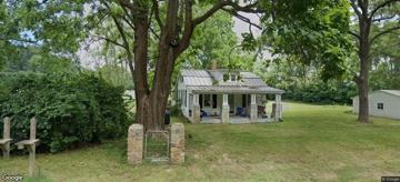 featured image of 10425 White Rose Rd