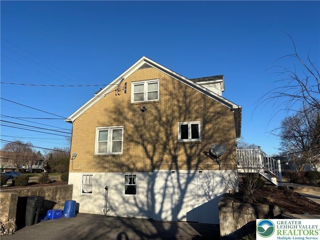 6450 Sullivan Trl - Photo 5 of 20