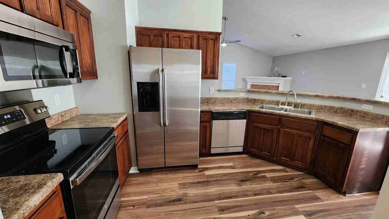 5510 Underwood Cv - Photo 4 of 15