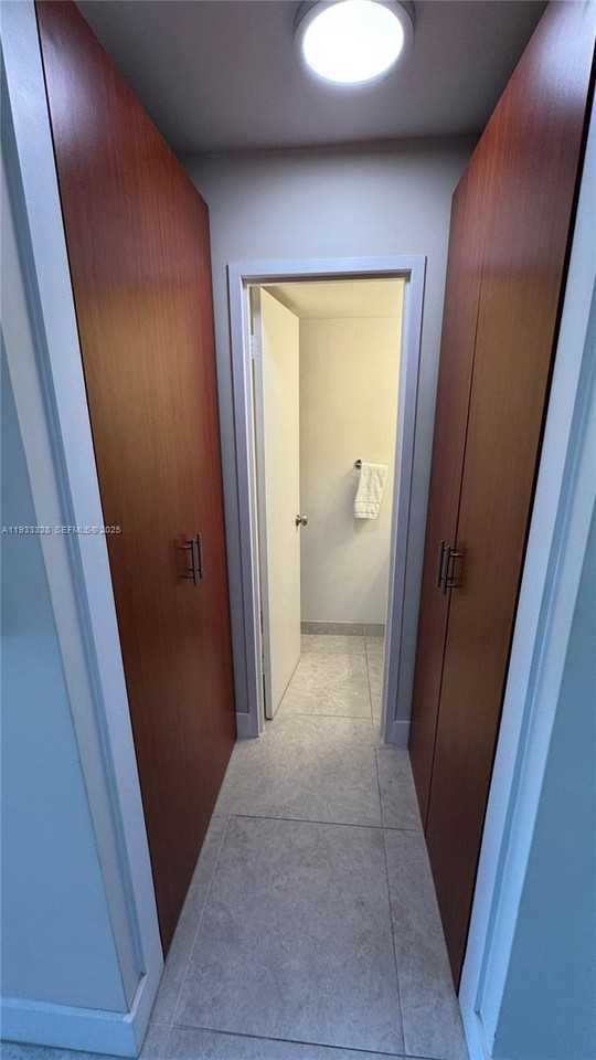 151 Se 25th Rd - Photo 3 of 8