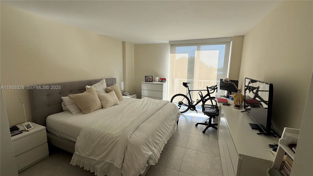 151 Se 25th Rd - Photo 5 of 8