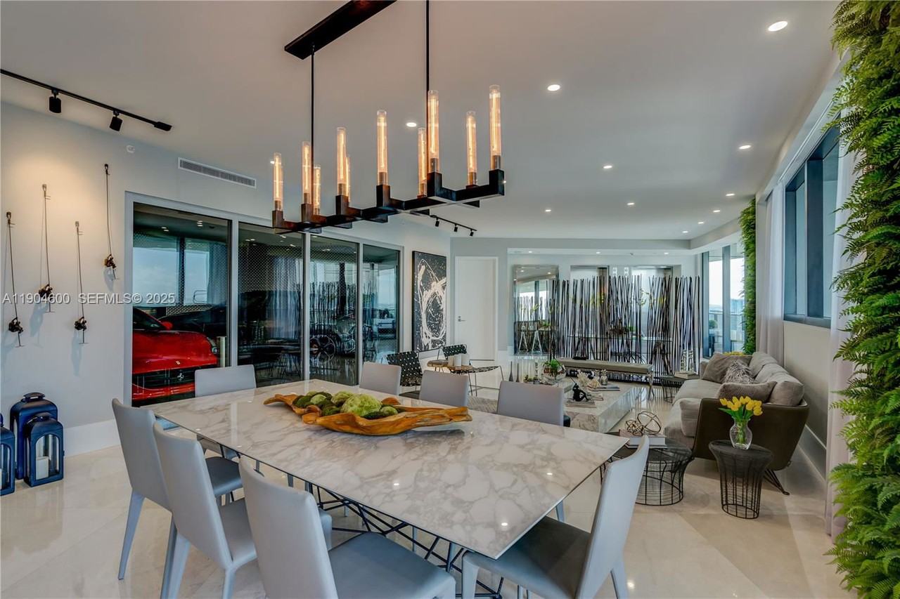 18555 Collins Ave #2403 - Photo 5 of 8