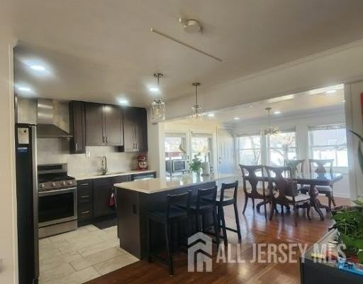 1925 Verona Ave - Photo 4 of 33