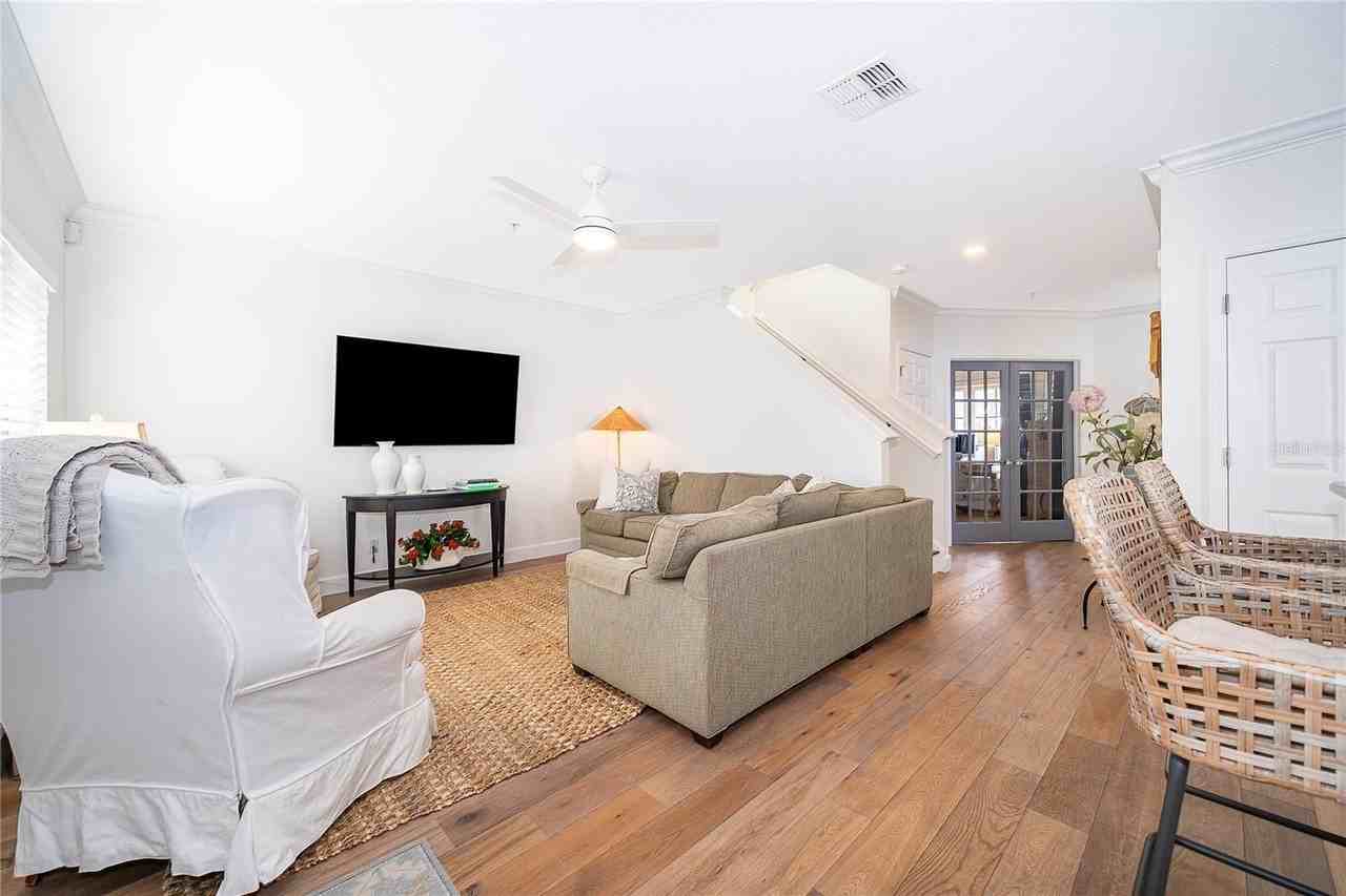 2823 Wilford Ave - Photo 7 of 50