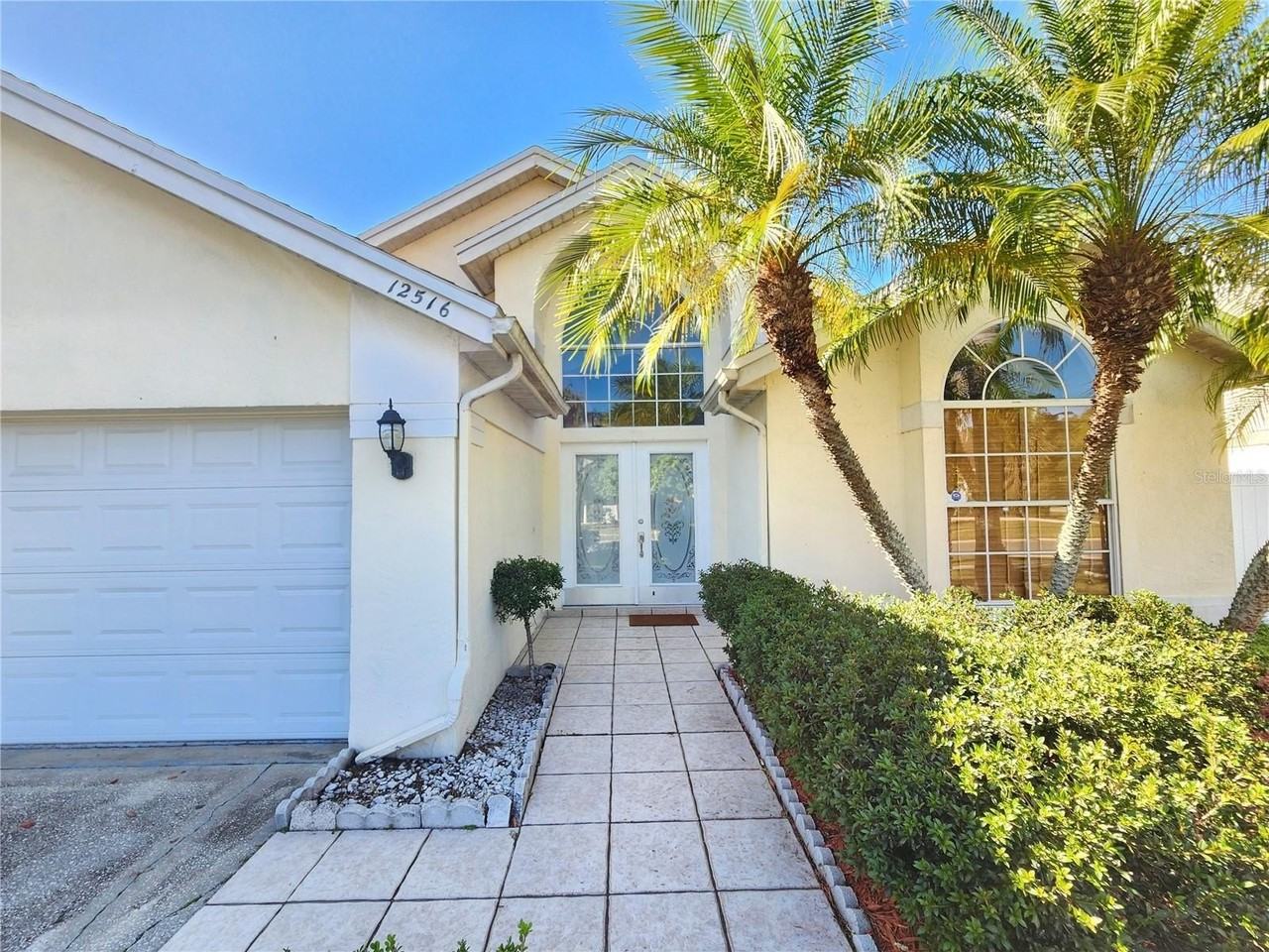 12516 Britwell Ct - Photo 2 of 18