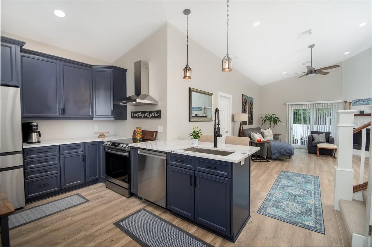 1106 Goshen Rd - Photo 2 of 39