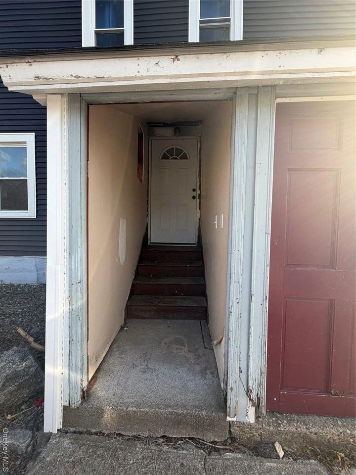 80 Old Glenham Rd - Photo 2 of 10